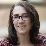 Dra. Beth Pyle-Smith, DO